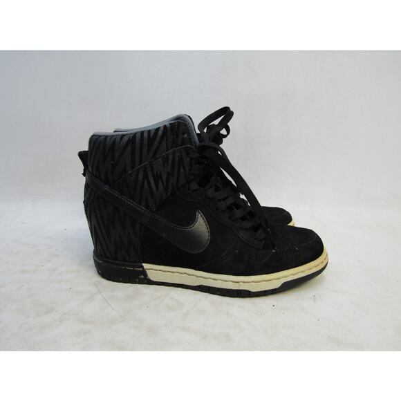 NIKE Sky Hi Dunk Women Sz 6.5 Black Suede Lace Up Hidden Wedge Sneaker - Picture 3 of 11